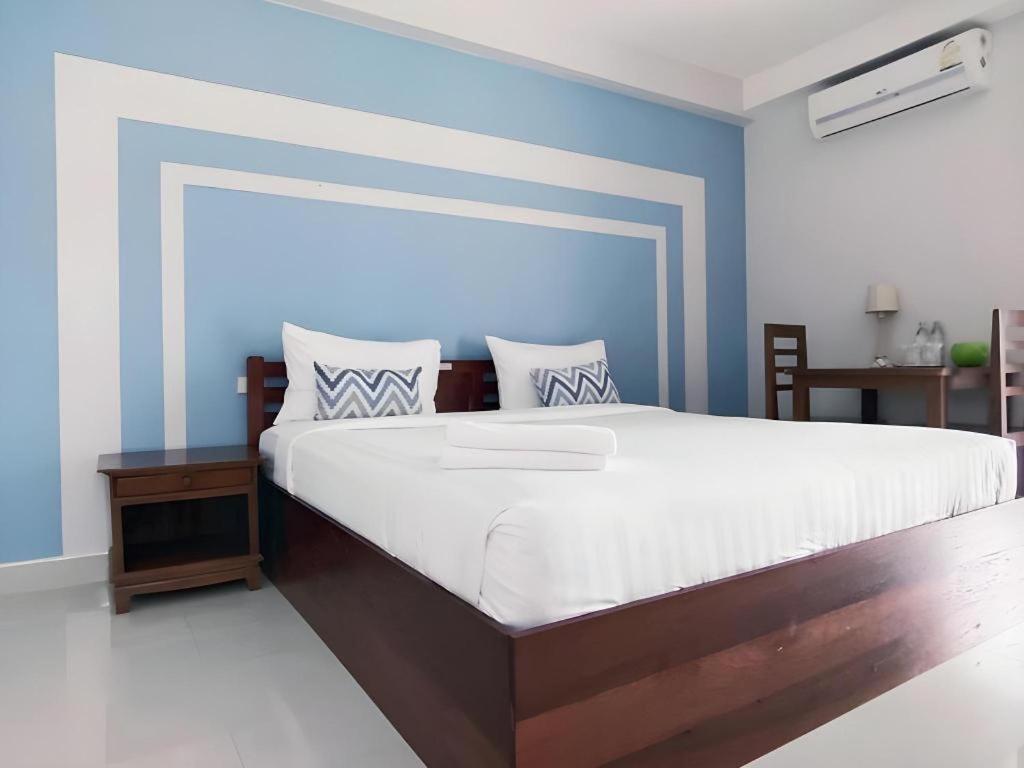 Iyara Residence Trat Buitenkant foto