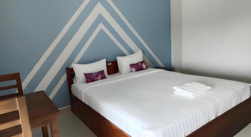 Iyara Residence Trat Buitenkant foto