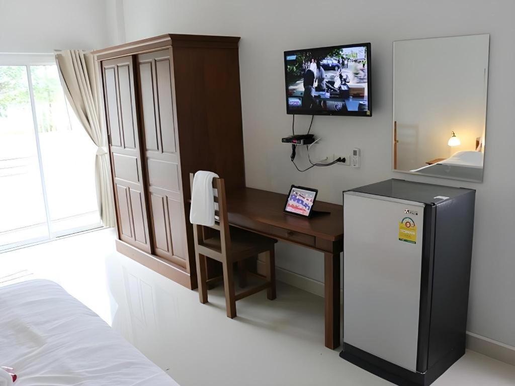 Iyara Residence Trat Buitenkant foto